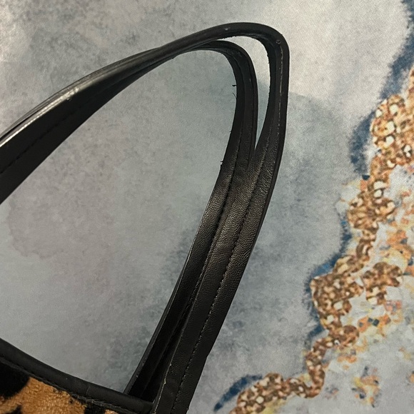 Juicy Couture Pammy Leopard Velour Bag - Picture 9 of 13